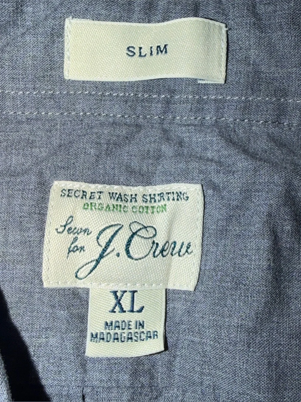 J. Crew Men's size XL Button-Down Shirt in Blue